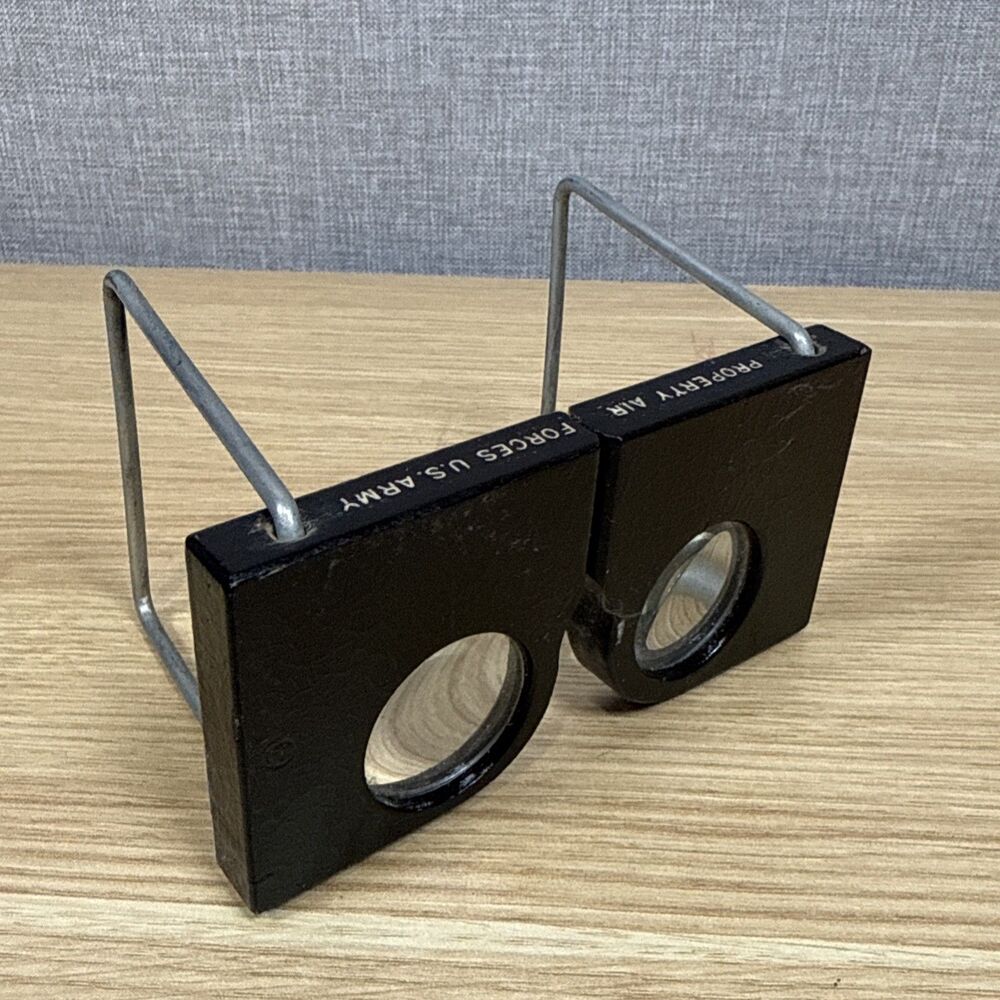 Vintage WWII US Army Air Forces Folding Pocket Stereoscope Aerial Photo Viewer